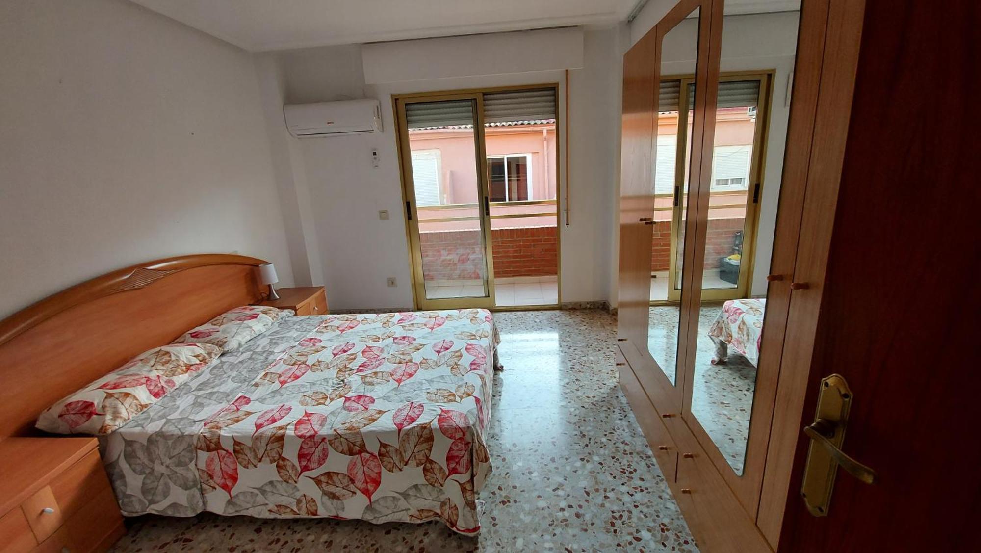 Redbrick Residence Alicante Eksteriør billede